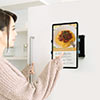 iPad・タブレット冷蔵庫貼り付けホルダー（7.9～13インチ対応・マグネット・ホワイトボード取り付け・360度回転）