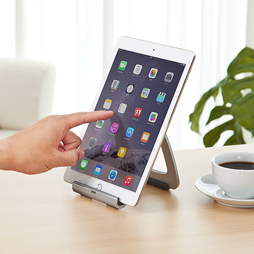 iPadE^ubg܂݃X^hi10.5C`iPad ProEiPad AirEiPad miniȂǂɑΉj 100-MR037SV