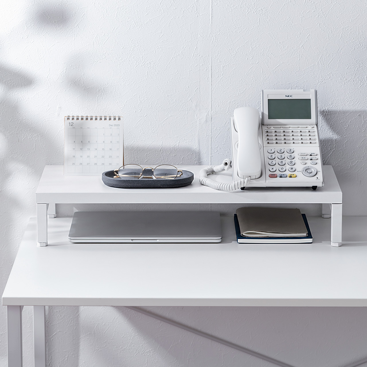 ���j�^�[�� ����� ��60cm ���j�^�[�����[ �ω׏d10kg �X�`�[���� �z���C�g