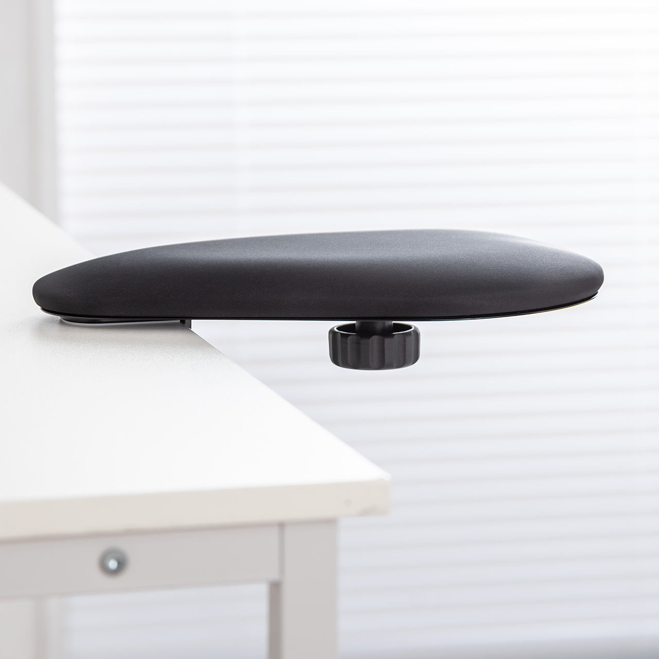 ���X�g���X�g �I�u���� �N�����v��t ��20cm �N�b�V�������� �G���S�m�~�N�X �u���b�N