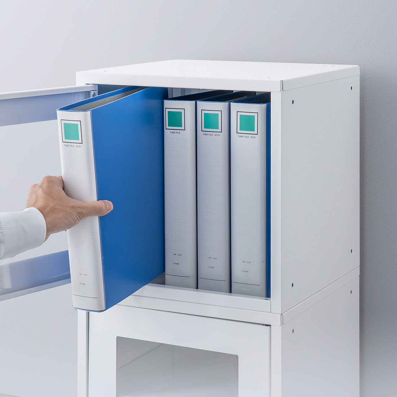 �Z�L�����e�B�{�b�N�X �h�Ѓ��b�J�[ �����t�� ���^ �X�`�[���� ���t�� �X�^�b�L���O�\ �ȒP�g�� A4 ���� �Z�L�����e�B���C���[ 4�Z�b�g