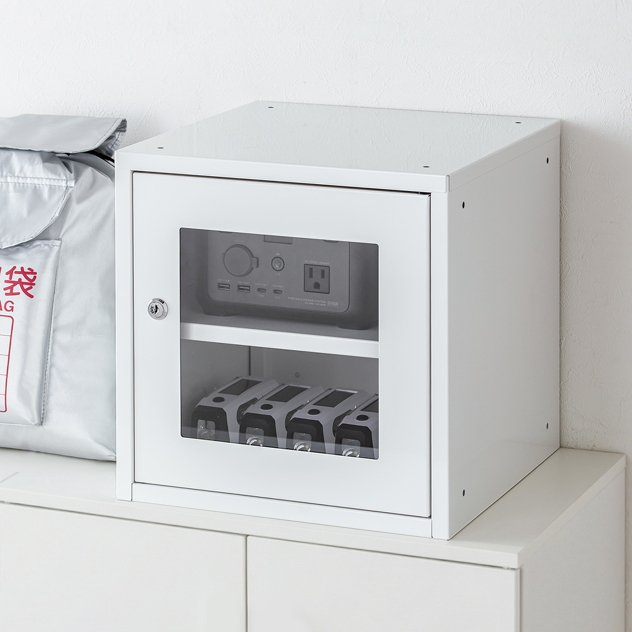 �Z�L�����e�B�{�b�N�X �h�Ѓ��b�J�[ �����t�� ���^ �X�`�[���� ���t�� �X�^�b�L���O�\ �ȒP�g�� A4 ���� �Z�L�����e�B���C���[ 4�Z�b�g