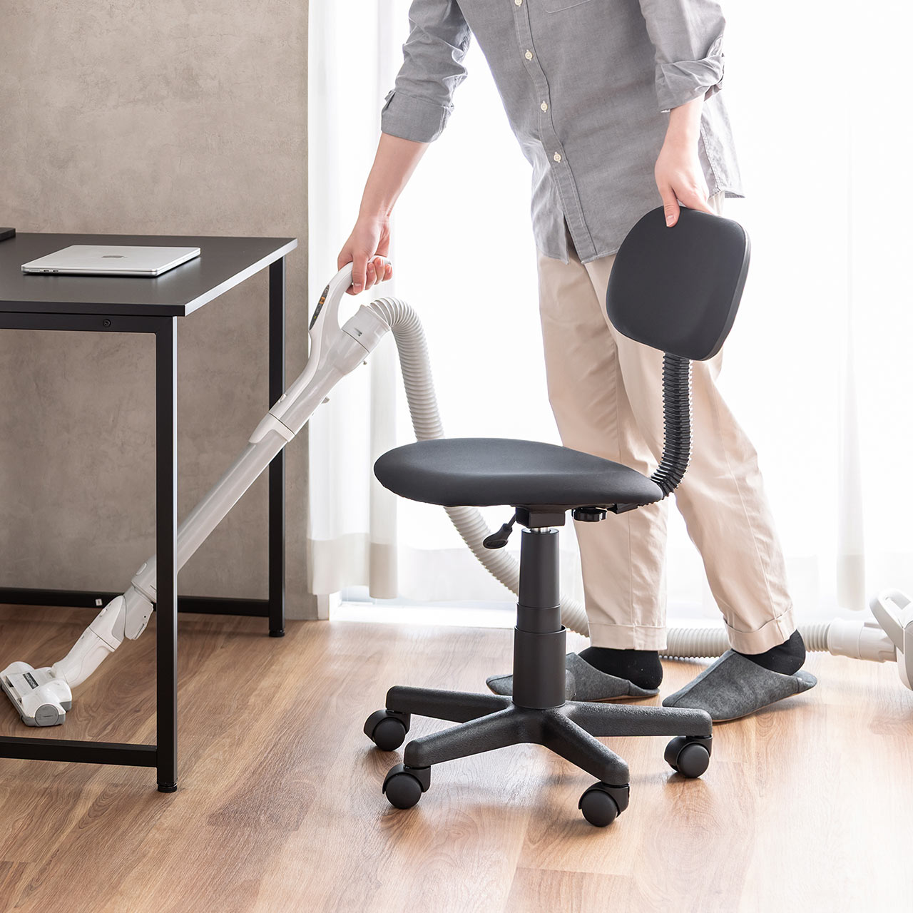 �I�t�B�X�`�F�A �V���v���`�F�A �K�X�����~ �z���� �L���X�^�[�t �u���b�N