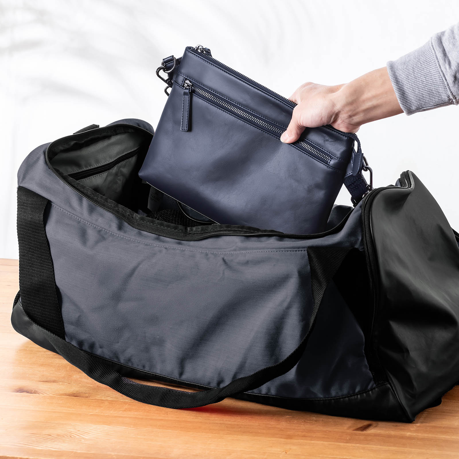 �T�R�b�V�� �{�v 4WAY �V�����_�[�o�b�O ���^ iPad 11�C���`�Ή� �N���b�`�o�b�O ���|�� �o�b�O �X�}�z�|�[�` �����Y �l�C�r�[