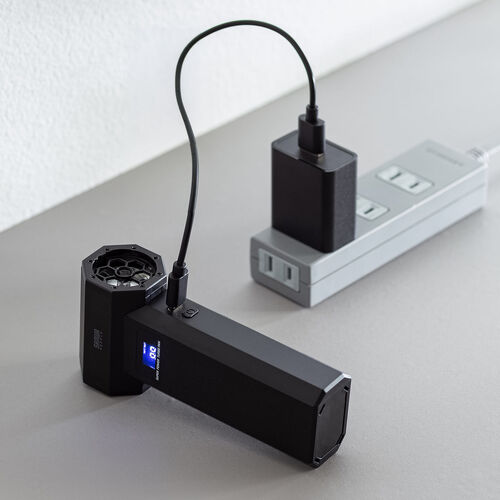 ���ɗD�����R�X�g��}����AUSB Type-C�[�d��