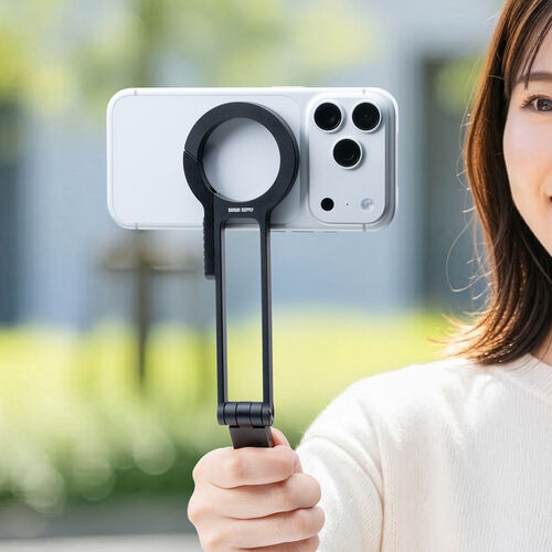 MagSafe�ŏu�ԌŒ�I1��3���̃��o�C���X�}�z�O�r�𔭔�