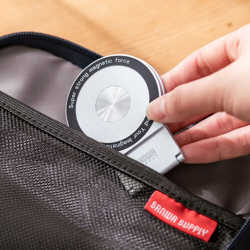 �m�[�g�p�\�R���p�X�}�z�z���_�[ MagSafe�Ή� �X�}�z�X�^���h �܂肽���ݎ� �����^�� 360����] ���i�K�p�x���� ���j�^�[�ݒu�� iPhone Android ���^�������O�t��