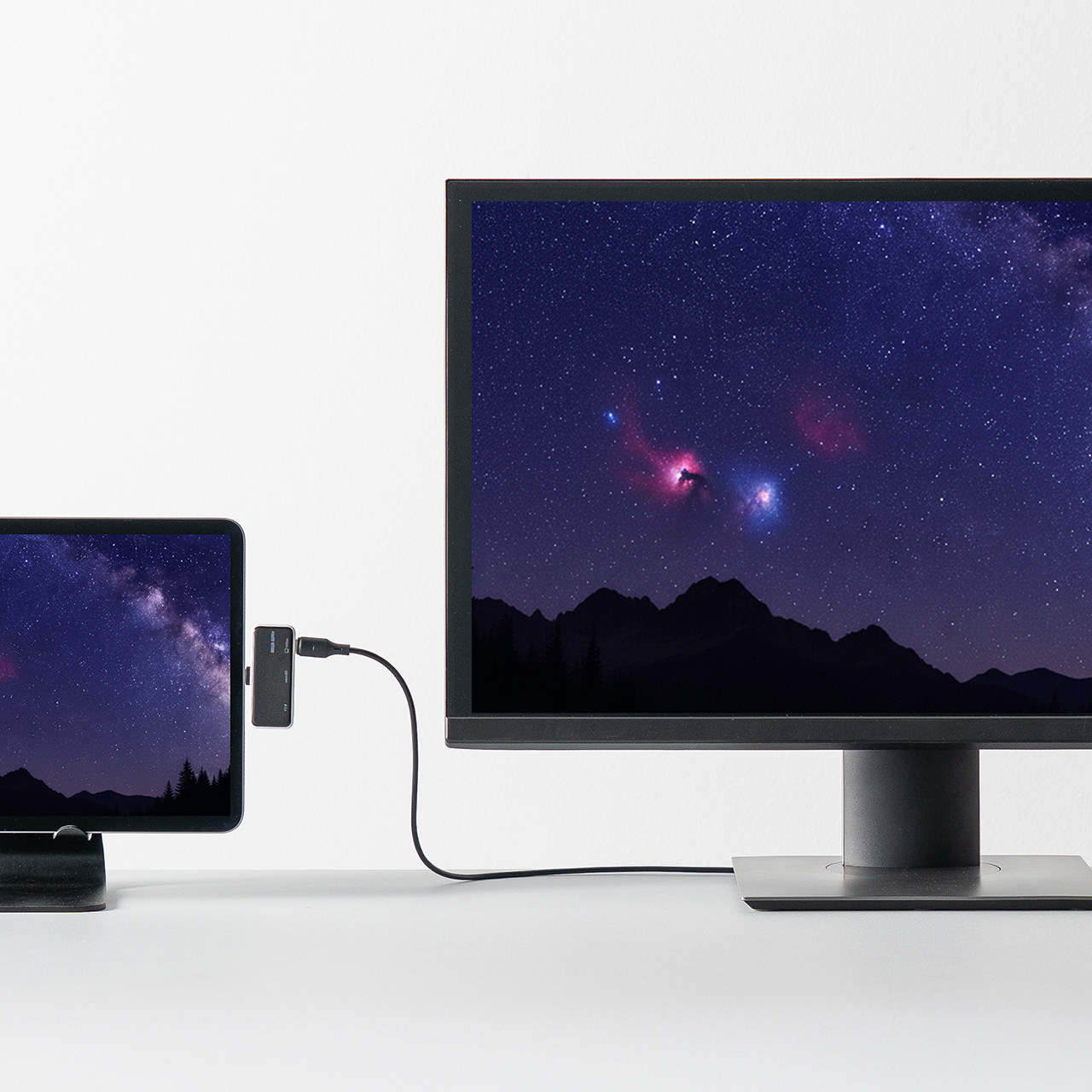 �yGW�Z�[���zUSB-C ���o�C���n�u 3-in-1 �f���o�͑Ή� AR�O���X�A�_�v�^�[ �g���A�_�v�^ PD100W �}���[�d�Ή� Xreal One Pro�Ή� microSD USB�n�u