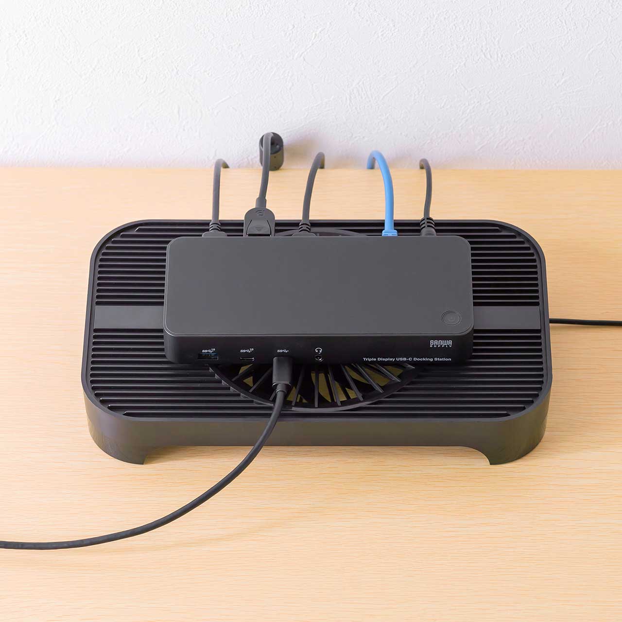 yVi|Cg10{zWi-Fi[^[ pt@ pN[[ M΍ É ^ USBt@ IItXCb` ~jPC HDD pX^h 13.5cmt@ ԉғ p 400-CLN038