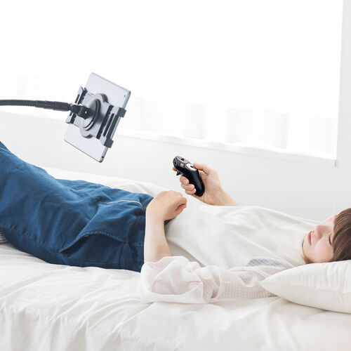 �ǂ�Ȏp���ł��󒆑���I���C�����X�n���f�B�}�E�X�𔭔�