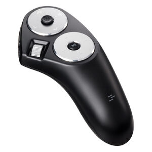 �ǂ�Ȏp���ł��󒆑���I���C�����X�n���f�B�}�E�X�𔭔�