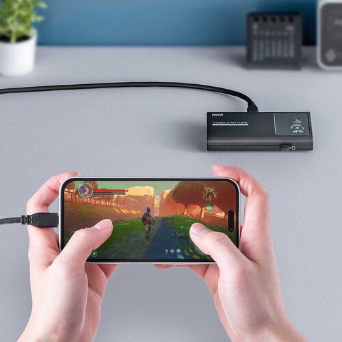 USB-C�ł̉f�����͂ŉ�ʂ�^��ł���I�p�\�R���s�v�̃r�f�I�L���v�`���[�𔭔�