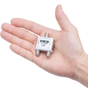 アンテナ分配器 4K対応 8K対応 BS/CS/地デジ/CATV対応 2分配器