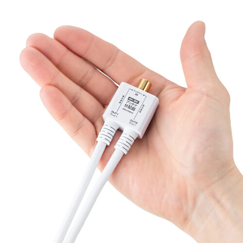 �A���e�i���z�� 4K�Ή� 8K�Ή� BS CS �n�f�W CATV�Ή� 2���z�� �P�[�u����̌^ �P�[�u����0.5m