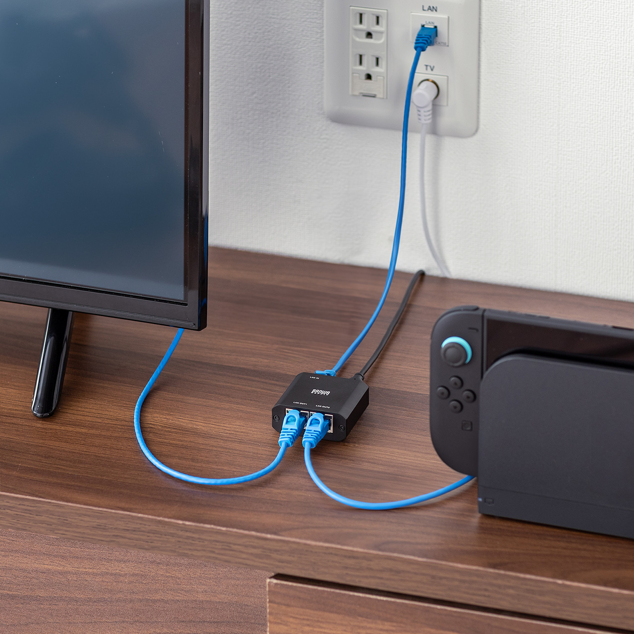 �X�C�b�`���O�n�u LAN�n�u �M�K�r�b�g 3�|�[�g Type-C���d �����^ �A���~➑� AUTO-MDIX 2���z