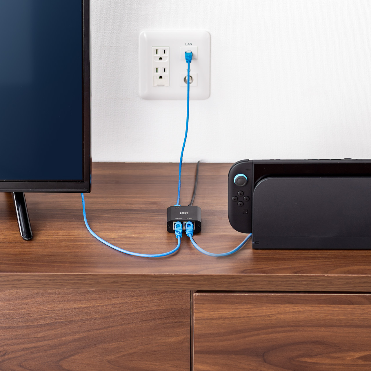 �X�C�b�`���O�n�u LAN�n�u �M�K�r�b�g 3�|�[�g Type-C���d �����^ �A���~➑� AUTO-MDIX 2���z