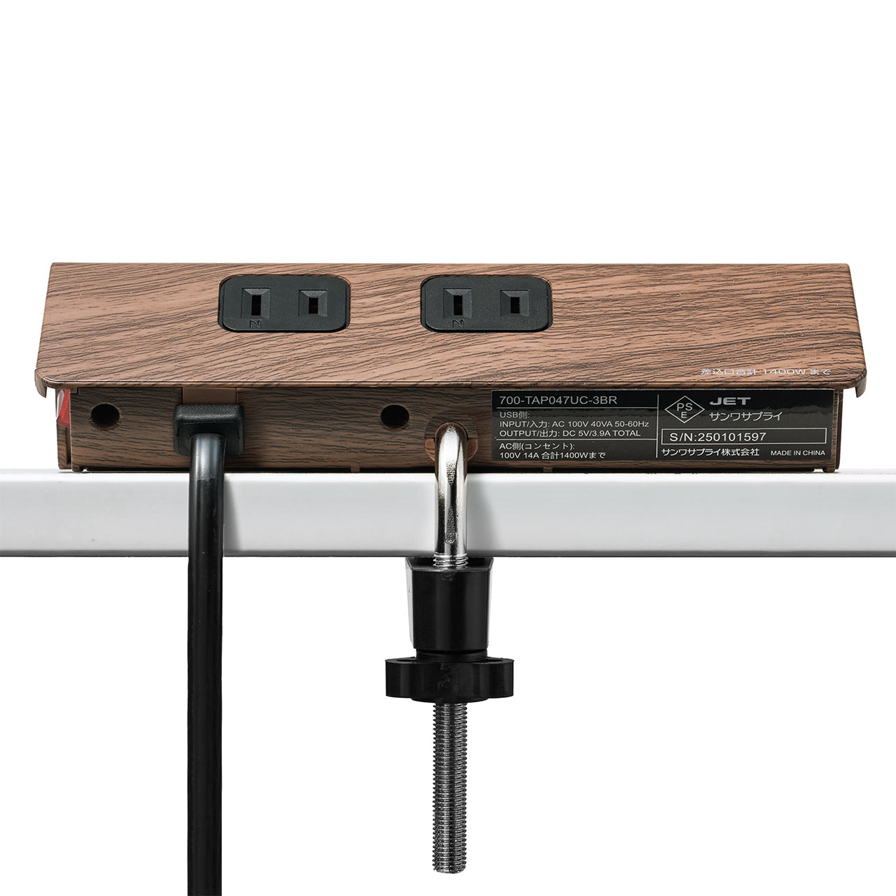 yVi|Cg10{zd^bv USB[d AC4 USB-C USB-A ꊇWXCb` 3m NvŒ uE 700-TAP047UC-3BR