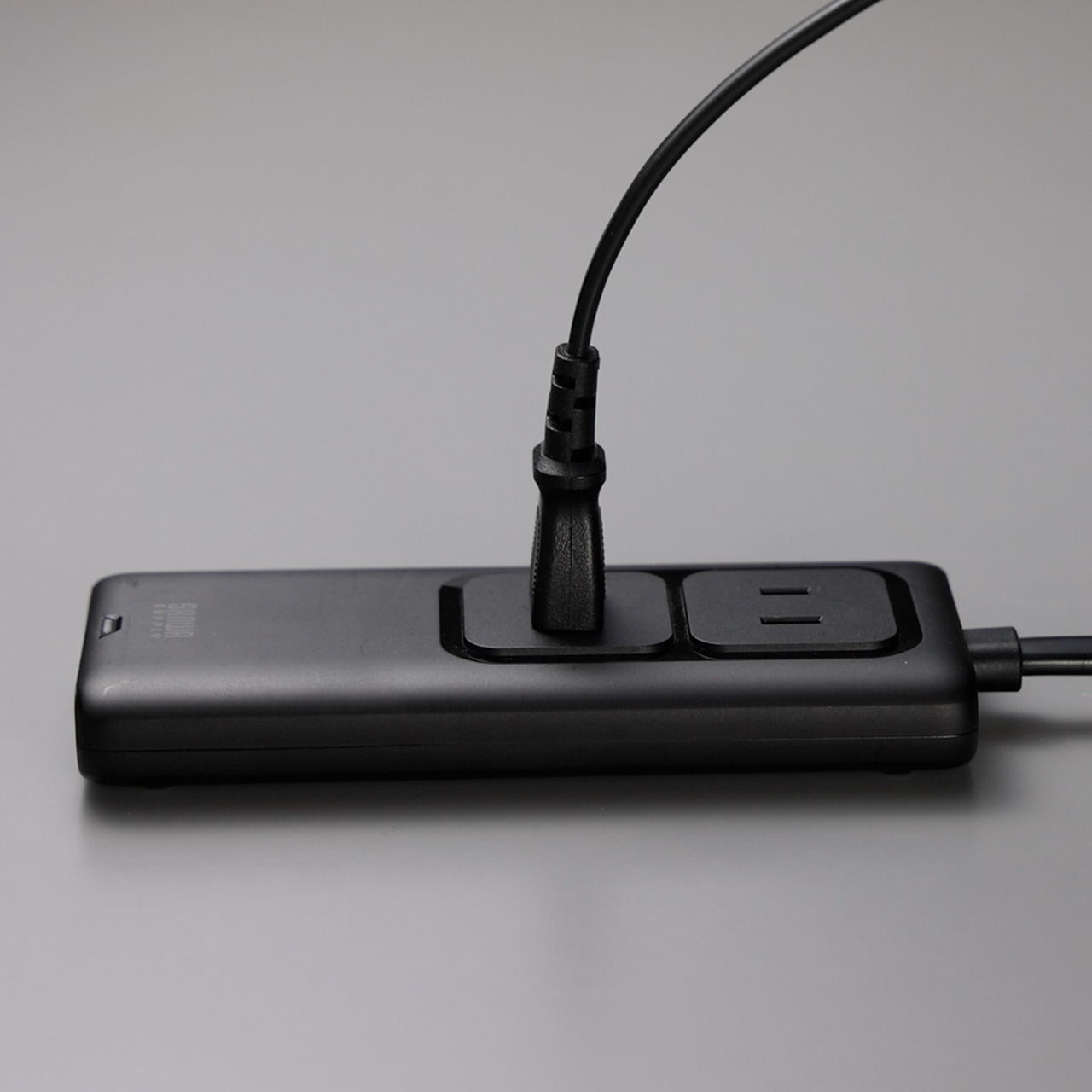 �d���^�b�v USB PD 65W �}���[�d GaN 1.5m �����R�[�h �y�����^18mm�z Type-C�~2 A�~1 AC�~2�� �R���Z���g L�^�v���O