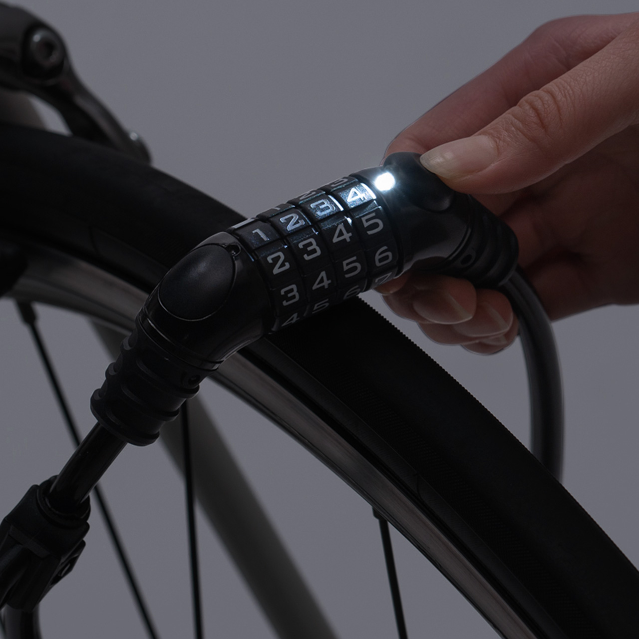 自転車 ケーブルロック ワイヤーロック 盗難防止 LEDライト付き ワイヤー径12mm 800-BYSL004
