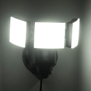 �Z���T�[���C�g ���O LED �R���Z���g �h�� 3�� 5m �l���Z���T�[ 100V �p�x���� 3000���[����