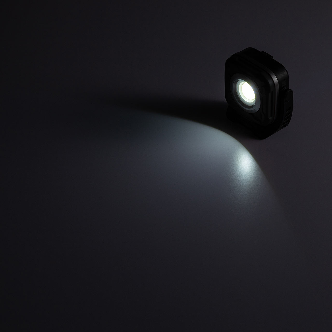 [d LEDƓ iK px hIPX6 prݒu