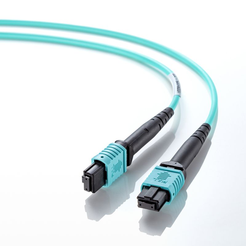 MPO���t�@�C�o�P�[�u�� �}���`���[�h 50��m OM4 MPO-MPO 12�c B�z�� 2m