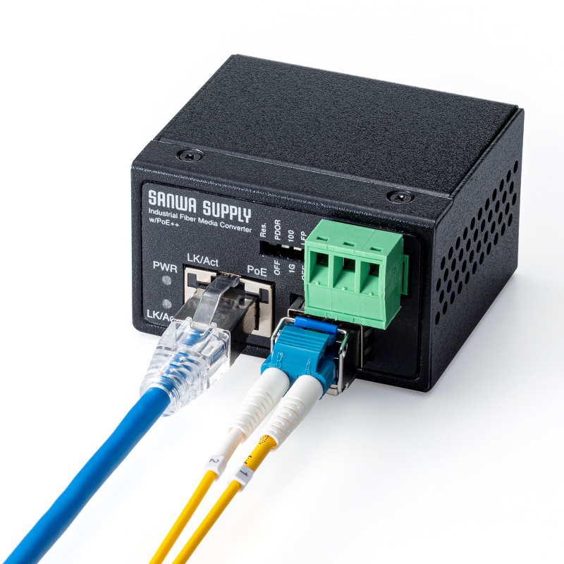 �Y�Ɨp�����f�B�A�R���o�[�^ Gigabit�Ή� PoE++ �ő�90W���d SFP�Ή�