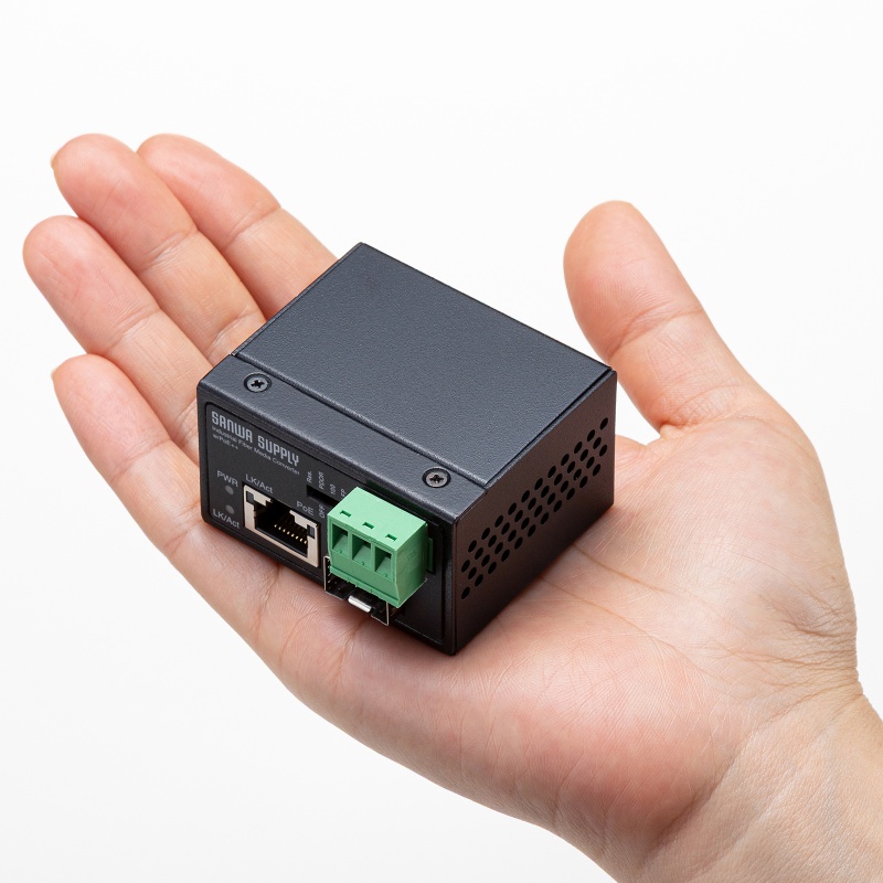 �Y�Ɨp�����f�B�A�R���o�[�^ Gigabit�Ή� PoE++ �ő�90W���d SFP�Ή�