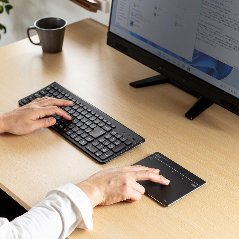 �^�b�`�p�b�h Bluetooth �U���@�\ USB �g���b�N�p�b�h ���C�����X ���^ �����x �X�N���[���L�[�{�[�h �W�F�X�`���[�@�\ Windows��p 7�C���` L�T�C�Y �K�����^