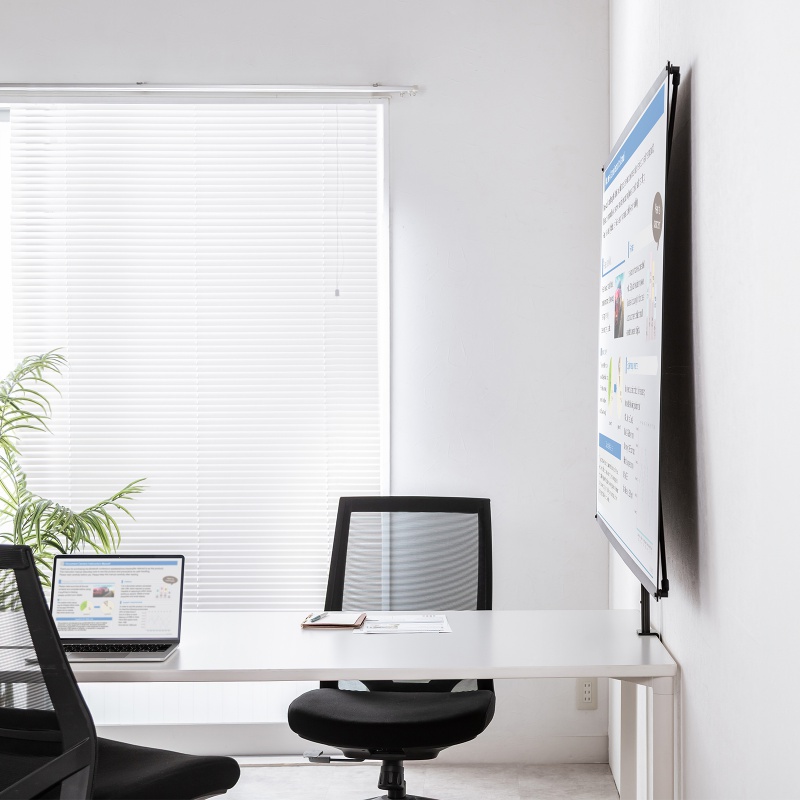 �v���W�F�N�^�[ �X�N���[�� 80�C���` �N�����v 4K�Ή� �R���p�N�g �܂肽���� ���o�C�� ���[�o�b�O�t