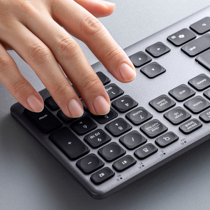 Bluetooth�L�[�{�[�h USB�[�d�� ���C�����X BT�� USB A���V�[�o�[ �}���`�y�A�����O 2.4GHz ���{��z�� �p���^�O���t�� �u���b�N