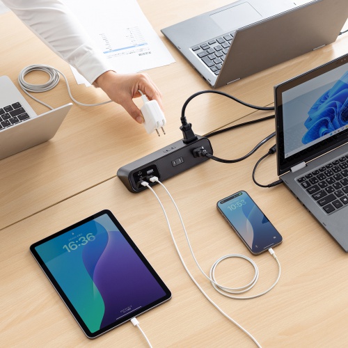 �d���^�b�v USB�[�d AC4�� USB PD65W�Ή� USB-A���� 2m �N�����v�Œ� �u���b�N