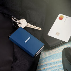 外付け 軽量 ポータブルSSD USB 防滴/防塵/耐衝撃/高速転送耐衝撃 Transcend ポータブルSSD 1TB 最大2000MB/s 小型 耐衝撃 IPX5