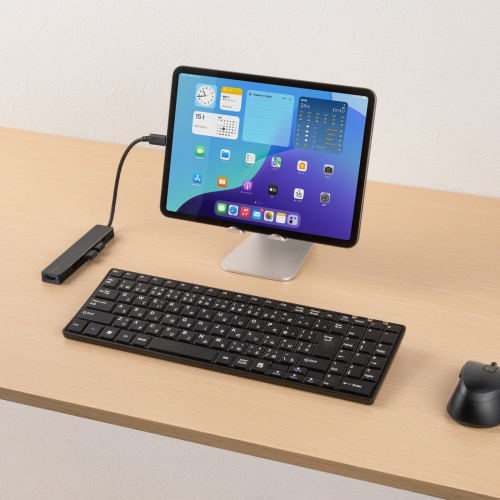 USB-C �n�u 6-in-1 HDMI 4K30Hz �f���o�� USB-C�|�[�g���� USB 5Gbps USB-A�|�[�g���� �J�[�h���[�_�[ �u���b�N