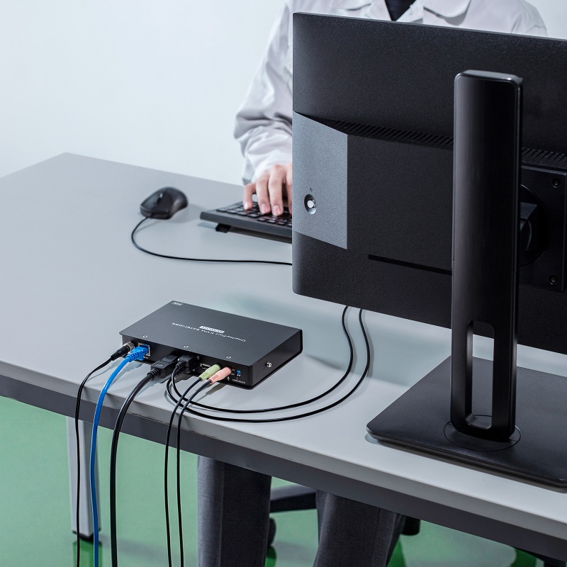 KVM�G�N�X�e���_�[ DisplayPort USB�p